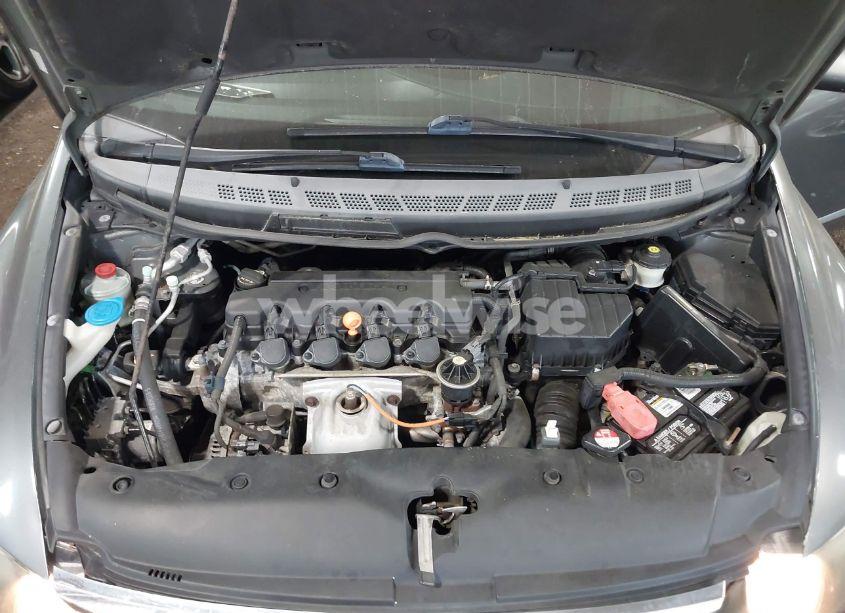 Photo 10 of 2010 Honda Civic EX-L (VIN 2HGFA1F95AH308640)