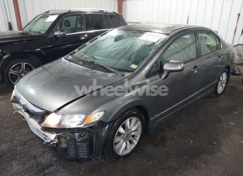 Photo 2 of 2010 Honda Civic EX-L (VIN 2HGFA1F95AH308640)