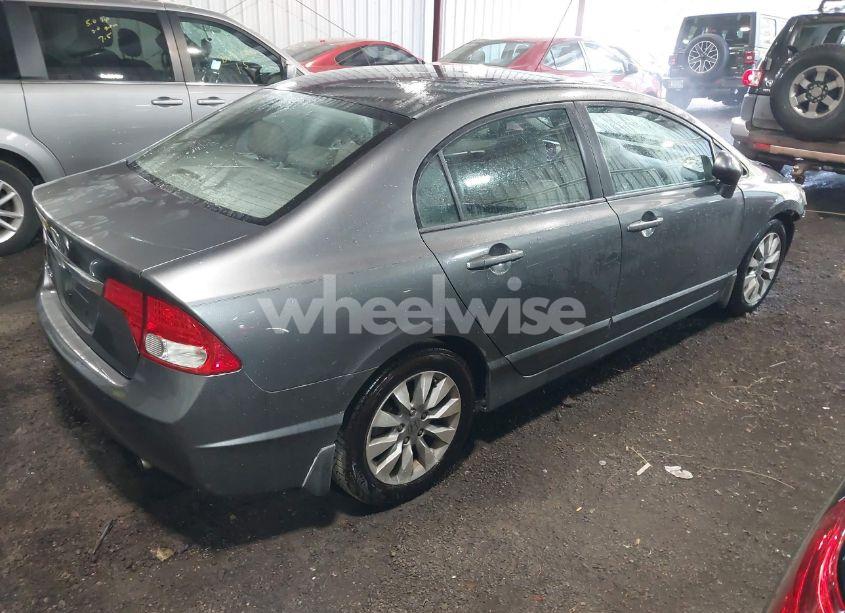 Photo 4 of 2010 Honda Civic EX-L (VIN 2HGFA1F95AH308640)