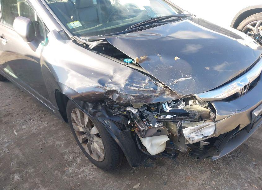 Photo 6 of 2010 Honda Civic EX-L (VIN 2HGFA1F96AH521483)