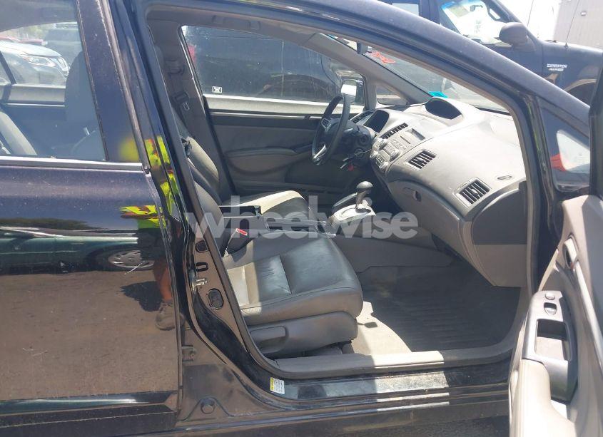 Photo 5 of 2011 Honda Civic EX-L (VIN 2HGFA1F97BH518111)