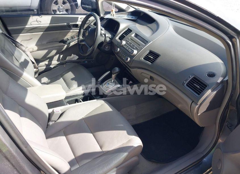 Photo 5 of 2010 Honda Civic EX-L (VIN 2HGFA1F98AH308731)