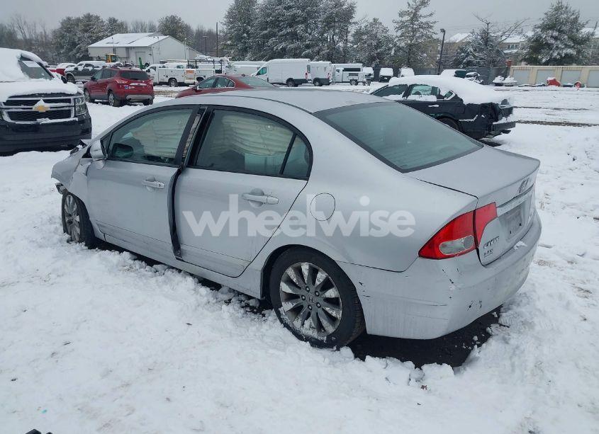 Photo 3 of 2010 Honda Civic EX-L (VIN 2HGFA1F99AH516312)