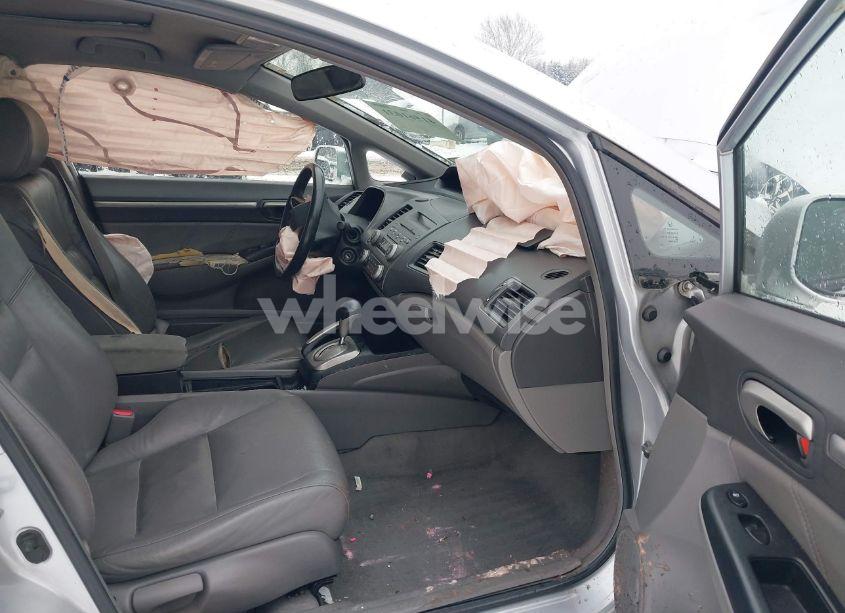 Photo 5 of 2010 Honda Civic EX-L (VIN 2HGFA1F99AH516312)