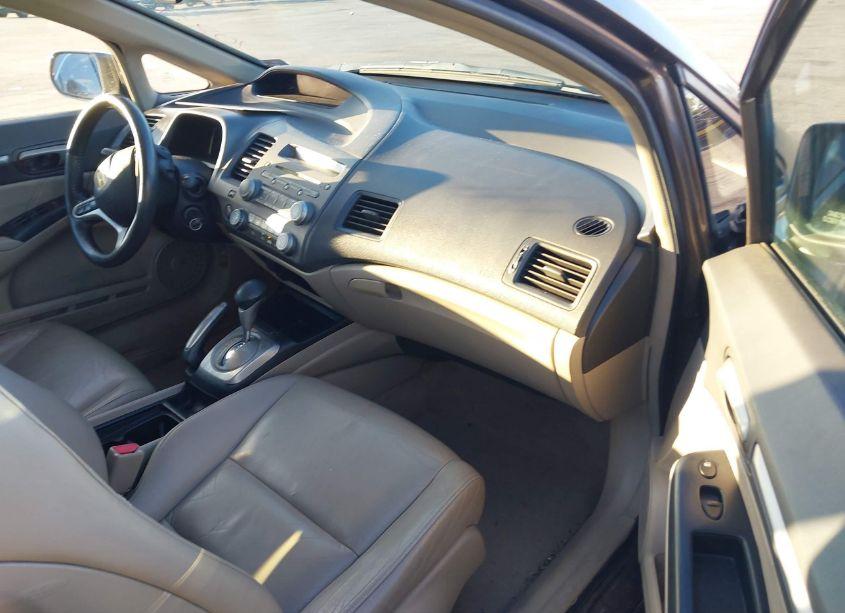 Photo 5 of 2010 Honda Civic EX-L (VIN 2HGFA1F9XAH511622)