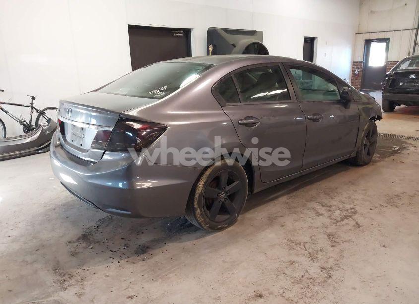 Photo 4 of 2014 Honda Civic LX (VIN 2HGFB2E54EH530836)