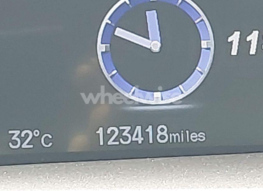 Photo 16 of 2015 Honda Civic LX (VIN 2HGFB2F4XFH059038)