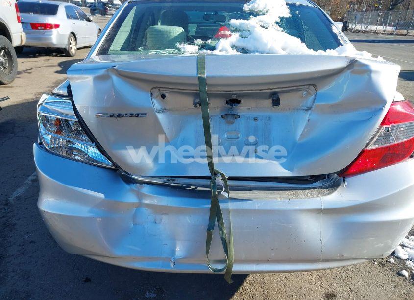 Photo 6 of 2012 Honda Civic LX (VIN 2HGFB2F50CH301713)