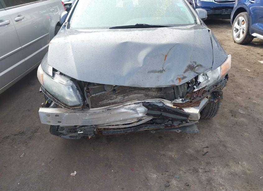 Photo 6 of 2012 Honda Civic LX (VIN 2HGFB2F50CH302070)