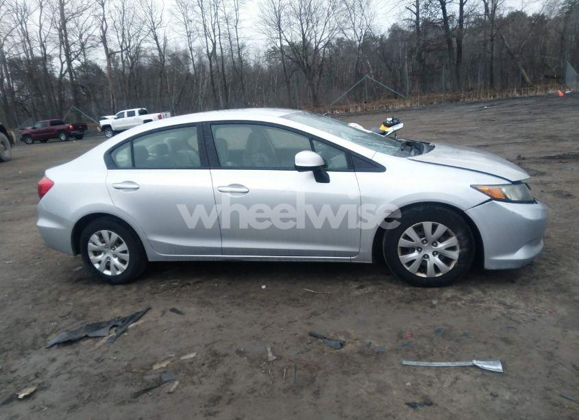 Photo 13 of 2012 Honda Civic LX (VIN 2HGFB2F50CH304952)