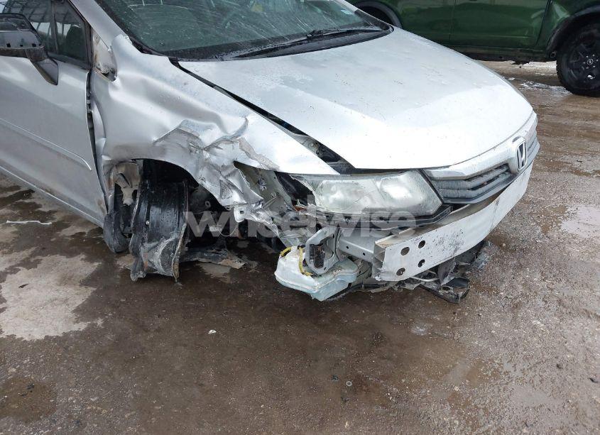 Photo 6 of 2012 Honda Civic LX (VIN 2HGFB2F50CH321055)