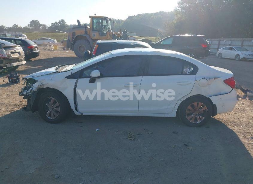 Photo 15 of 2012 Honda Civic LX (VIN 2HGFB2F50CH328703)