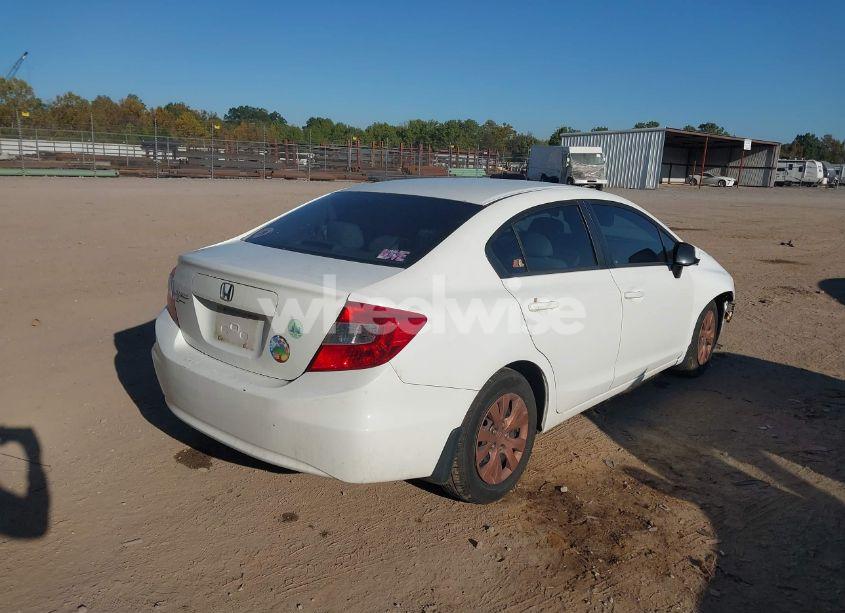 Photo 4 of 2012 Honda Civic LX (VIN 2HGFB2F50CH328703)