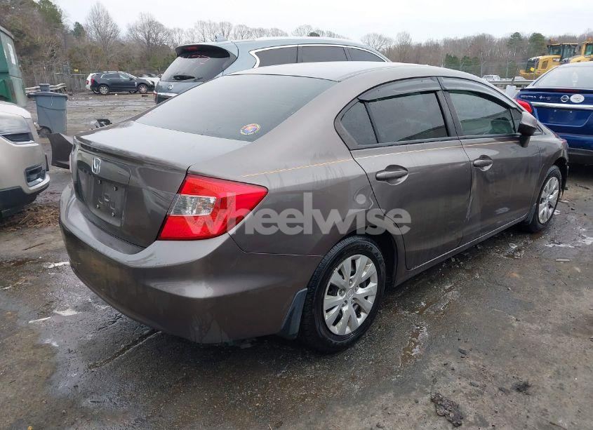 Photo 4 of 2012 Honda Civic SDN LX (VIN 2HGFB2F50CH530876)