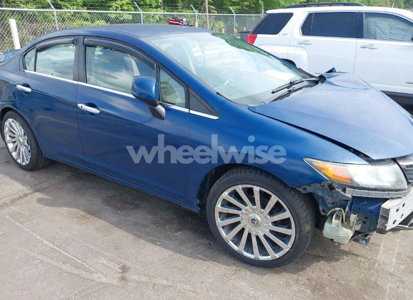 2012 Honda Civic LX (VIN 2HGFB2F50CH551341) main photo