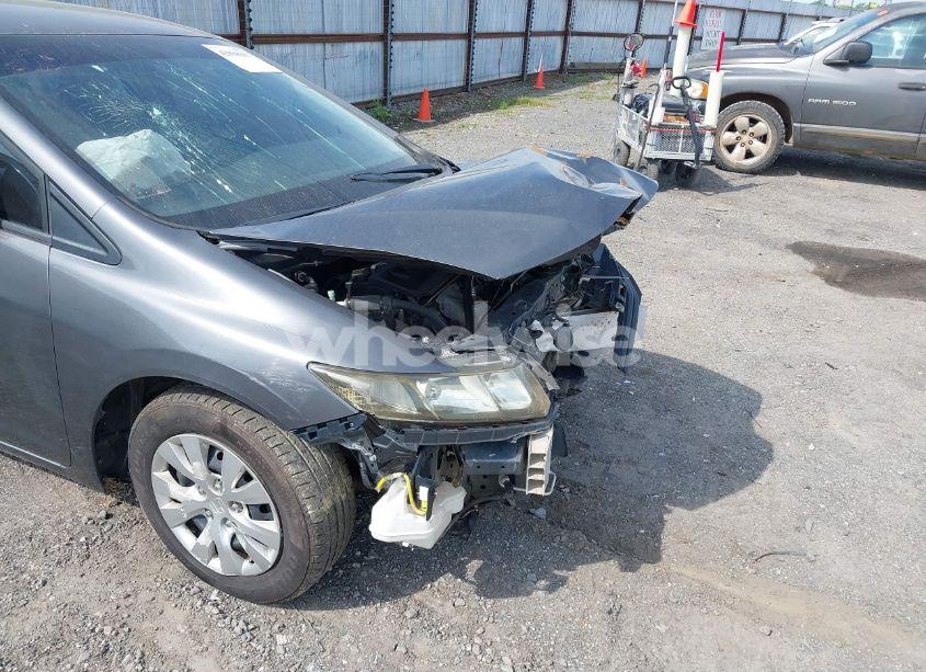 Photo 13 of 2012 Honda Civic LX (VIN 2HGFB2F50CH561819)