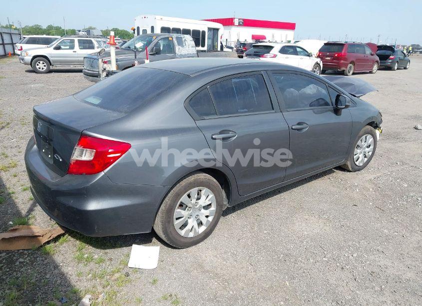 Photo 4 of 2012 Honda Civic LX (VIN 2HGFB2F50CH561819)