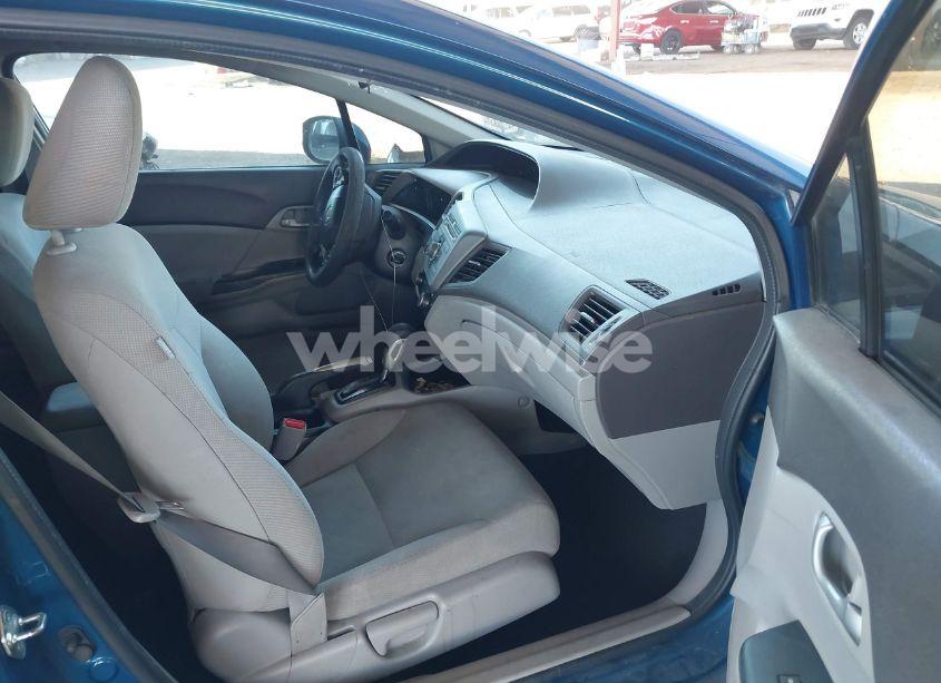 Photo 5 of 2012 Honda Civic LX (VIN 2HGFB2F50CH584663)