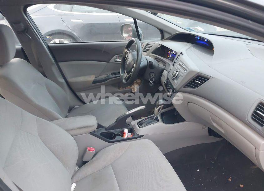 Photo 5 of 2012 Honda Civic SDN LX (VIN 2HGFB2F50CH589619)