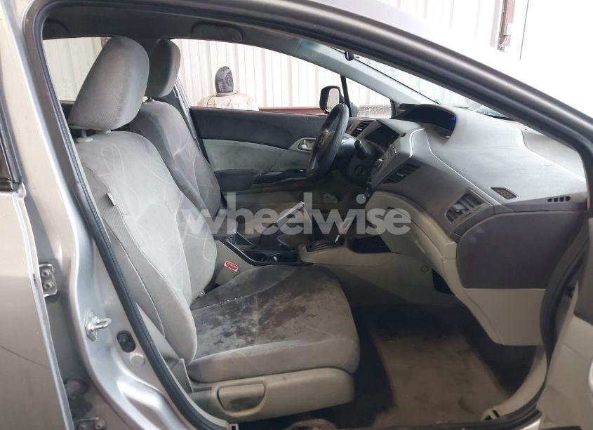 Photo 5 of 2012 Honda Civic LX (VIN 2HGFB2F50CH611442)