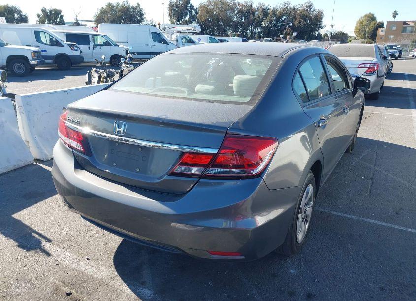 Photo 4 of 2013 Honda Civic LX (VIN 2HGFB2F50DH515442)