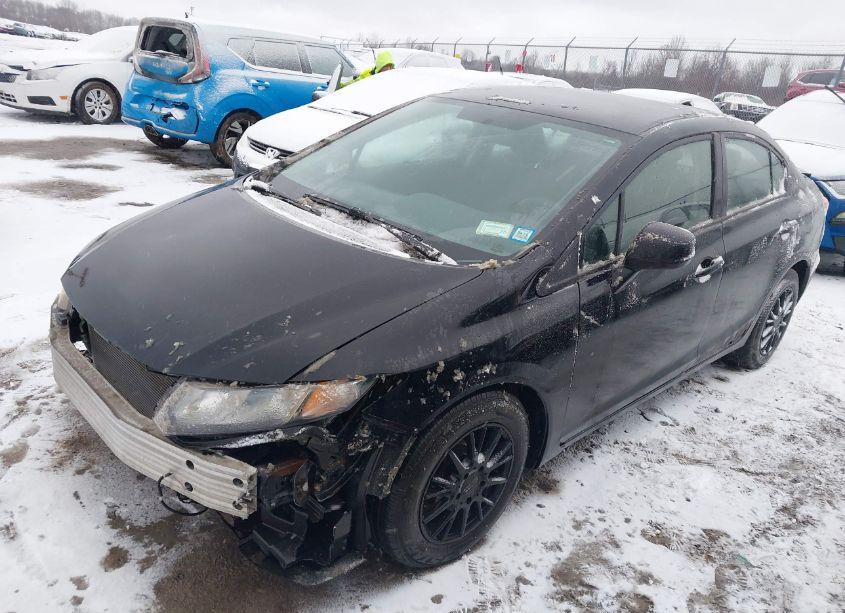 Photo 2 of 2013 Honda Civic LX (VIN 2HGFB2F50DH516509)