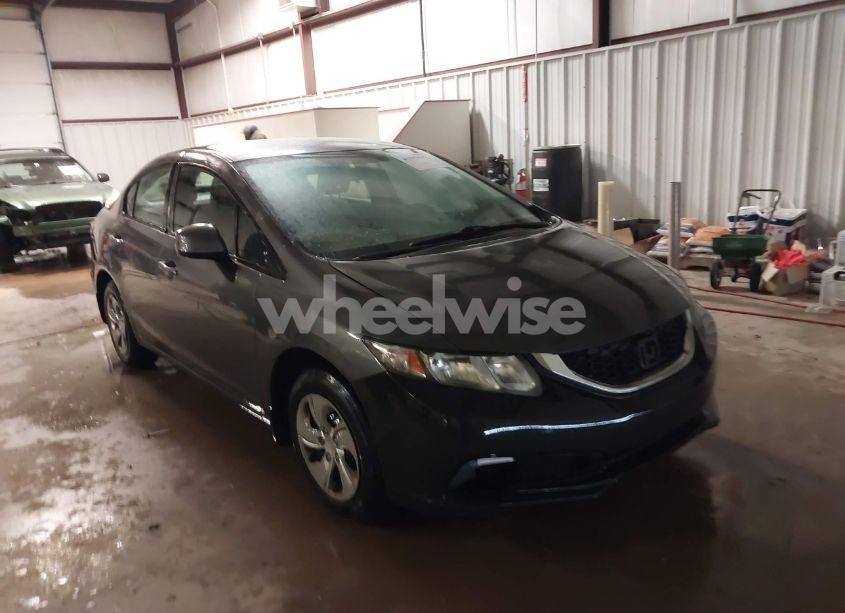 2013 Honda Civic LX (VIN 2HGFB2F50DH520768) main photo