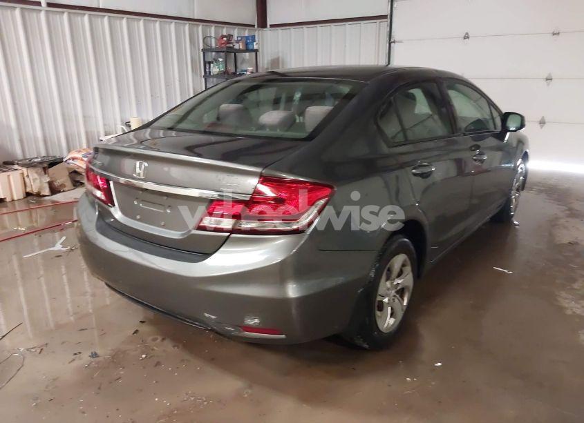 Photo 4 of 2013 Honda Civic LX (VIN 2HGFB2F50DH520768)