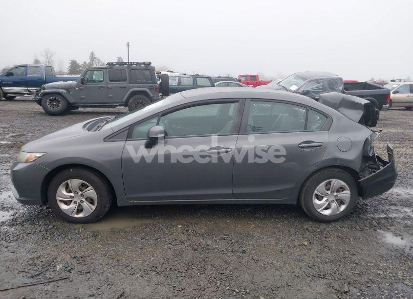 Photo 14 of 2013 Honda Civic LX (VIN 2HGFB2F50DH521127)