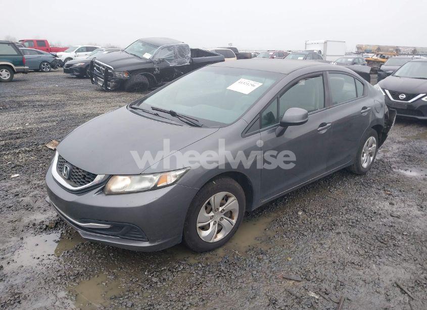 Photo 2 of 2013 Honda Civic LX (VIN 2HGFB2F50DH521127)