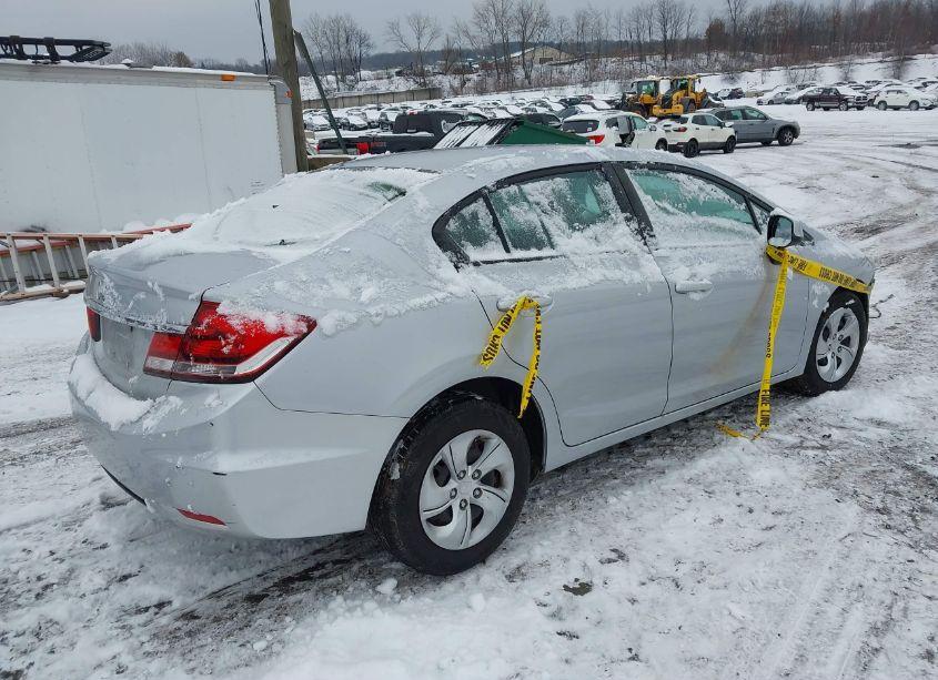 Photo 4 of 2013 Honda Civic LX (VIN 2HGFB2F50DH539384)