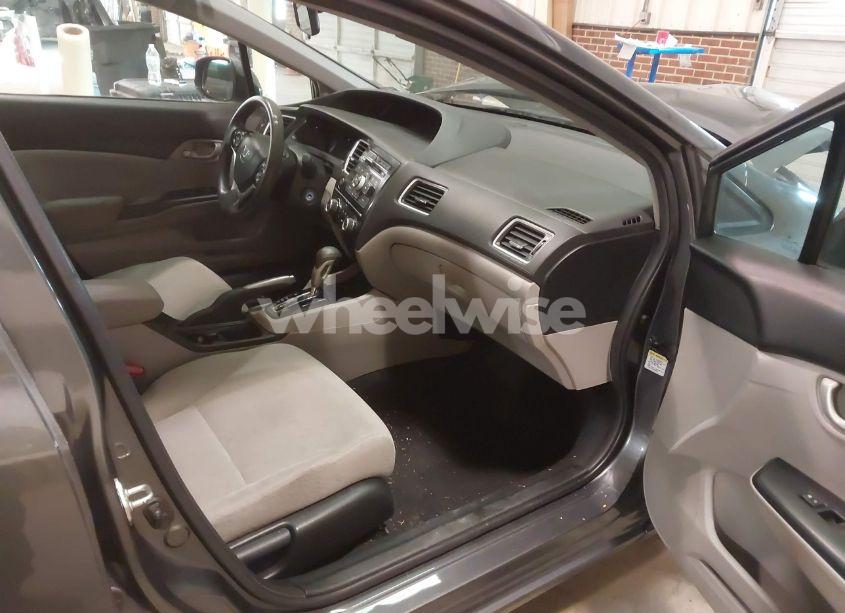 Photo 5 of 2013 Honda Civic LX (VIN 2HGFB2F50DH559408)