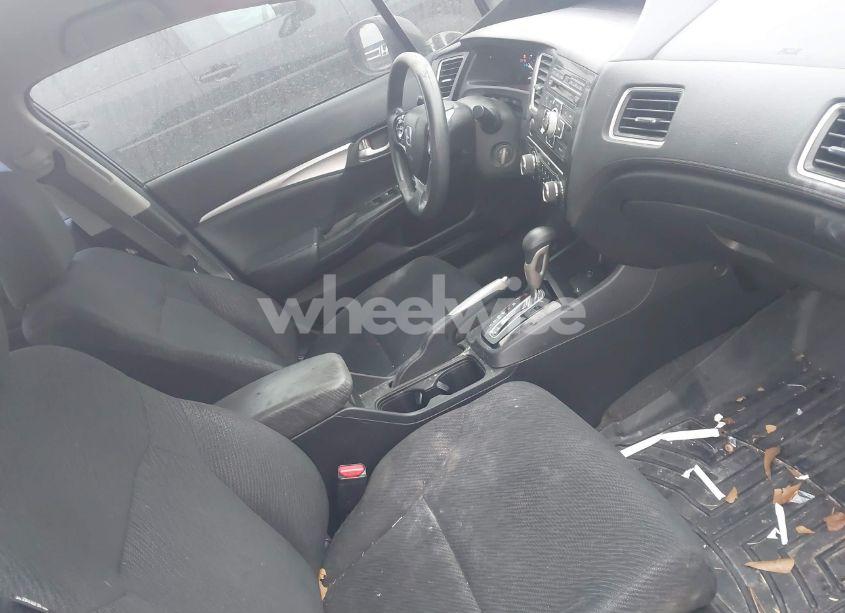 Photo 5 of 2013 Honda Civic LX (VIN 2HGFB2F50DH576421)