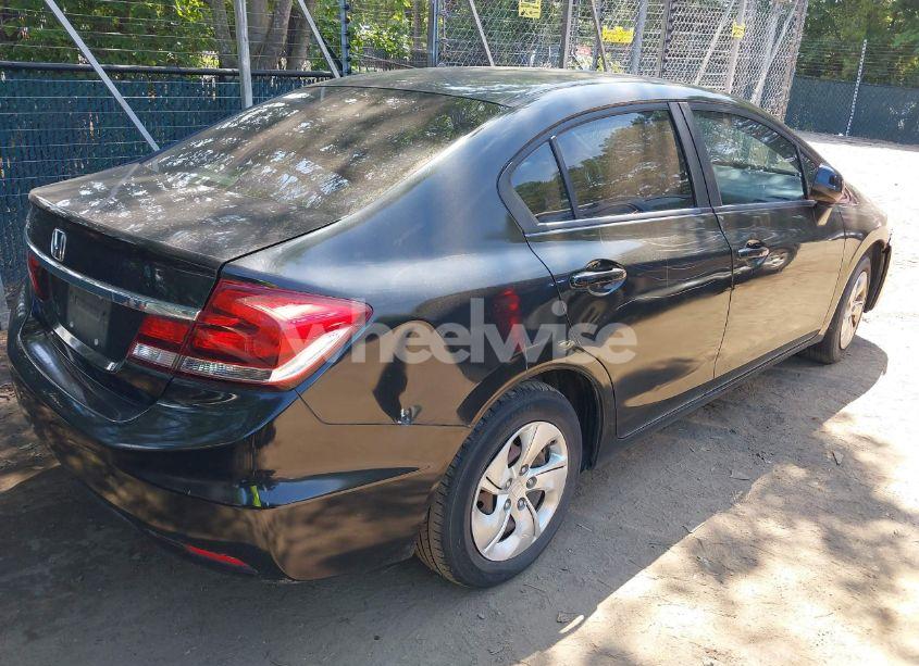 Photo 4 of 2013 Honda Civic LX (VIN 2HGFB2F50DH579125)