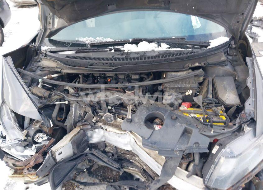 Photo 10 of 2013 Honda Civic LX (VIN 2HGFB2F50DH586754)