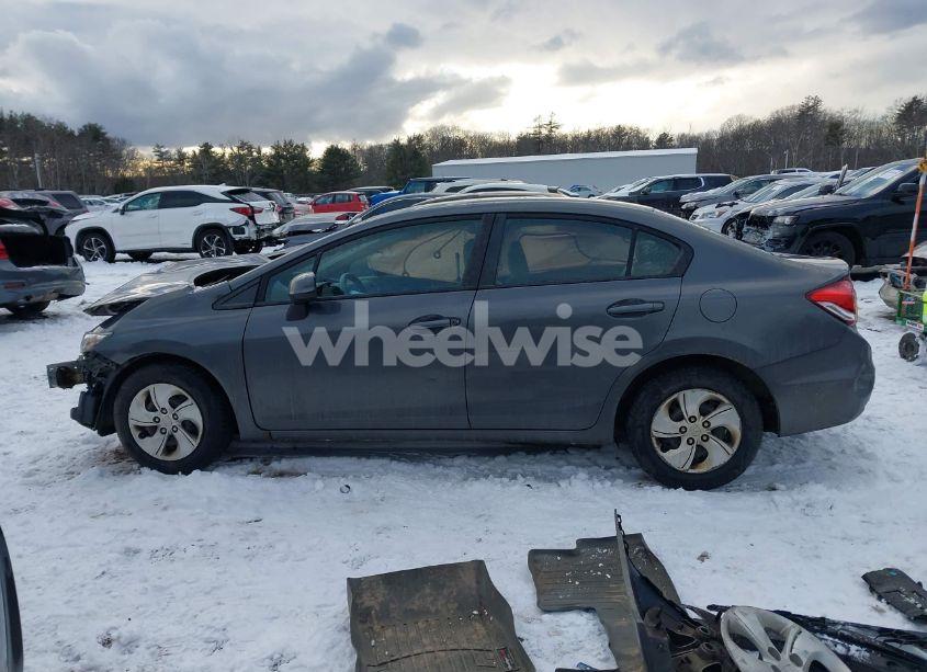 Photo 15 of 2013 Honda Civic LX (VIN 2HGFB2F50DH586754)