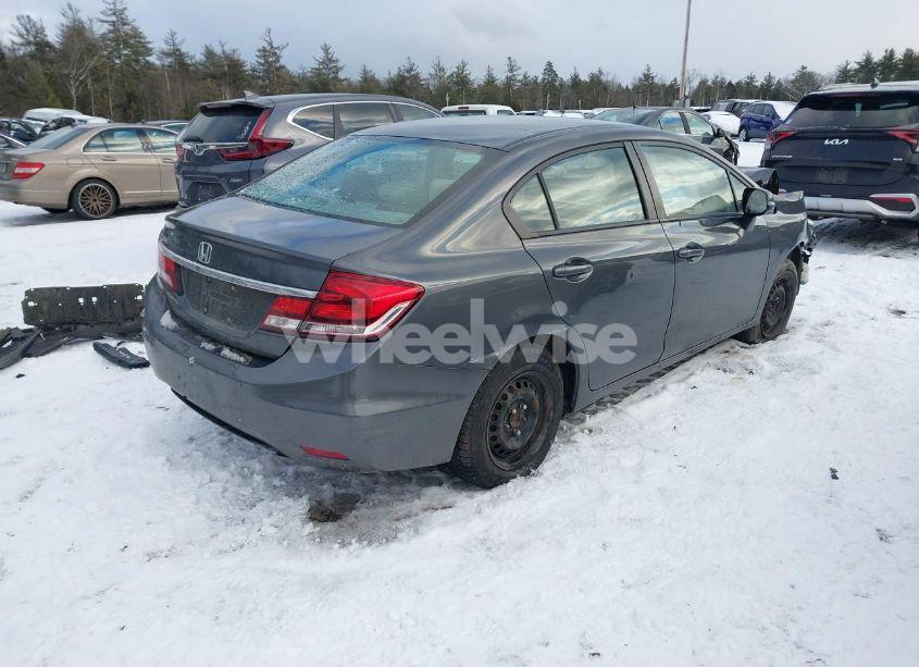 Photo 4 of 2013 Honda Civic LX (VIN 2HGFB2F50DH586754)