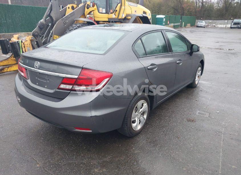 Photo 4 of 2013 Honda Civic LX (VIN 2HGFB2F50DH594806)