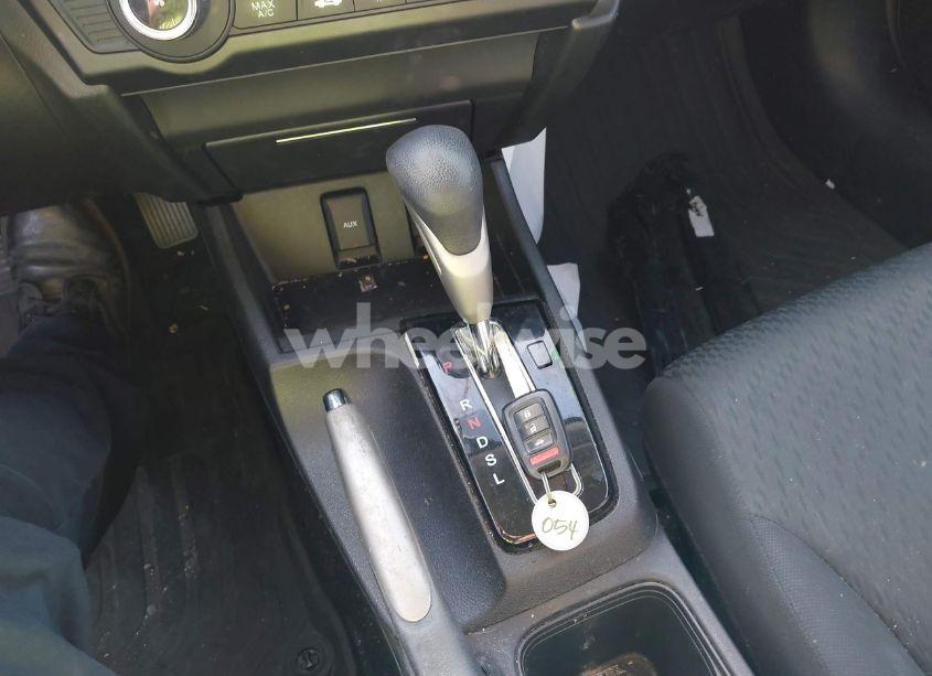 Photo 11 of 2015 Honda Civic LX (VIN 2HGFB2F50FH517548)