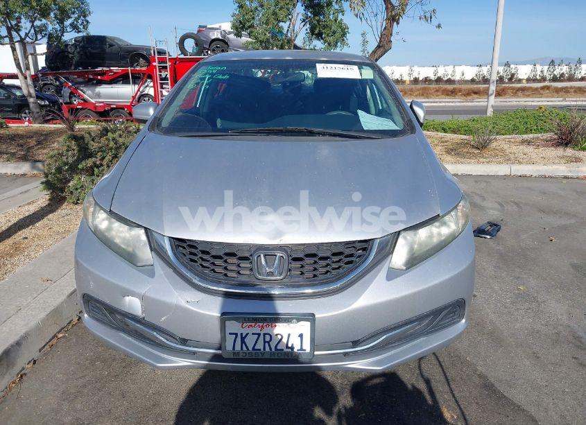 Photo 13 of 2015 Honda Civic LX (VIN 2HGFB2F50FH517548)