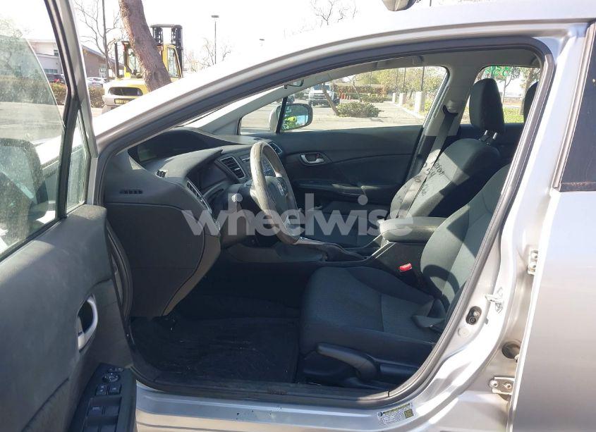 Photo 5 of 2015 Honda Civic LX (VIN 2HGFB2F50FH517548)
