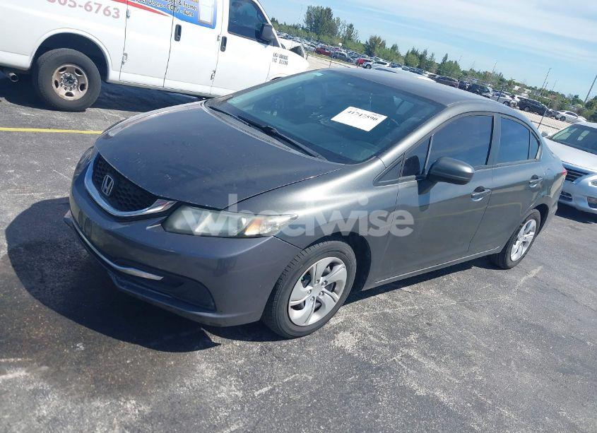 Photo 2 of 2015 Honda Civic LX (VIN 2HGFB2F50FH530770)