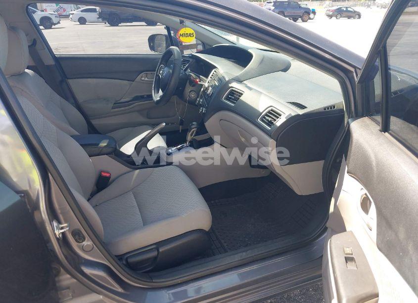 Photo 5 of 2015 Honda Civic LX (VIN 2HGFB2F50FH530770)