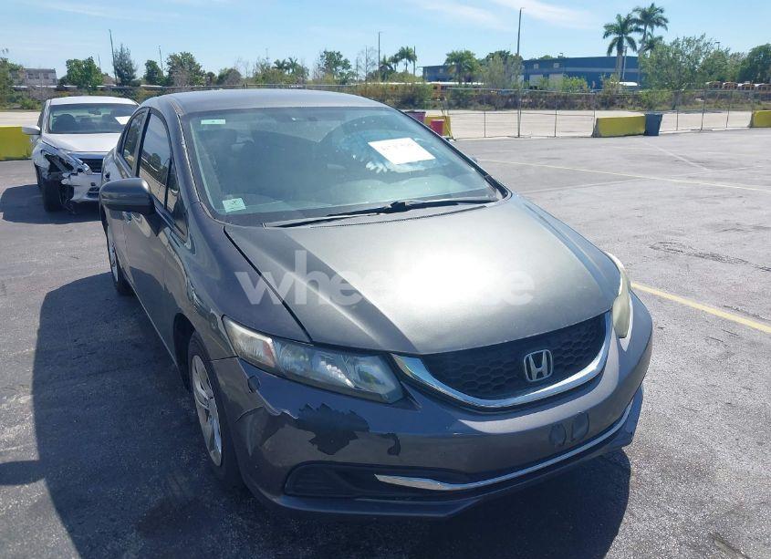 Photo 6 of 2015 Honda Civic LX (VIN 2HGFB2F50FH530770)