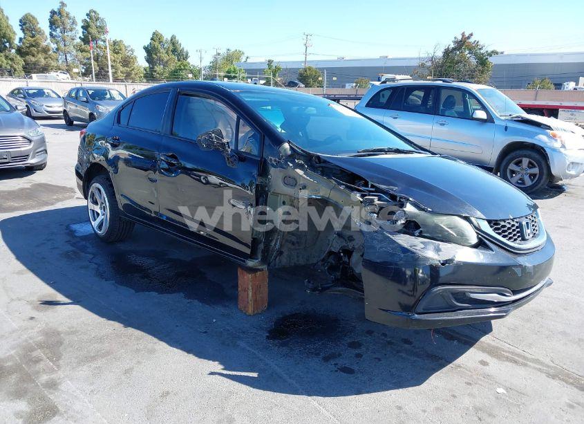 2015 Honda Civic LX (VIN 2HGFB2F50FH532549) main photo