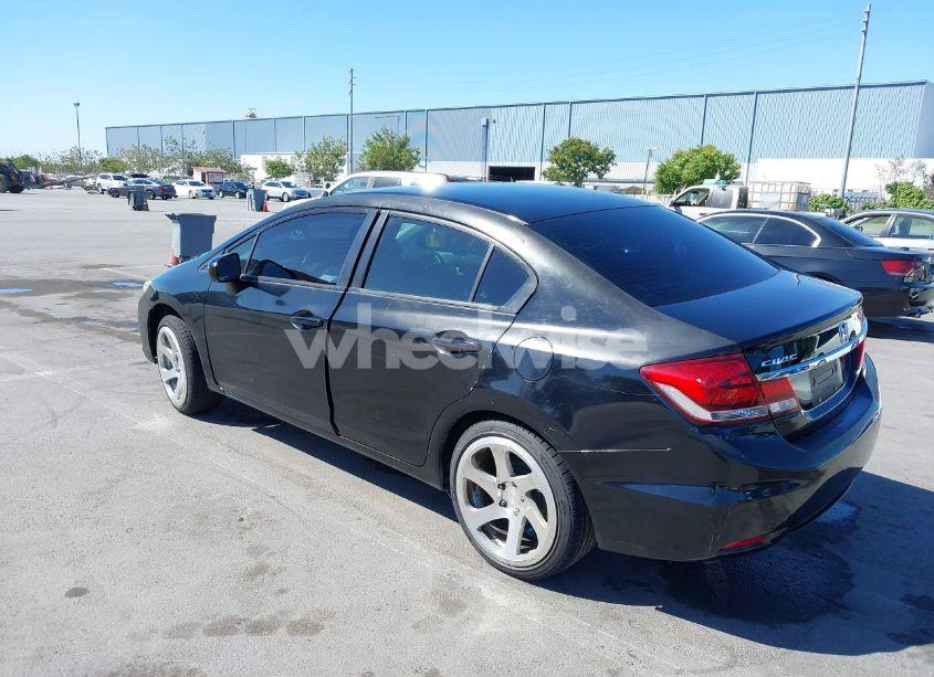 Photo 3 of 2015 Honda Civic LX (VIN 2HGFB2F50FH532549)
