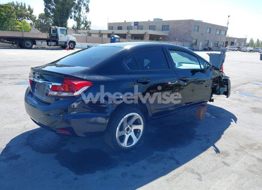 Photo 4 of 2015 Honda Civic LX (VIN 2HGFB2F50FH532549)