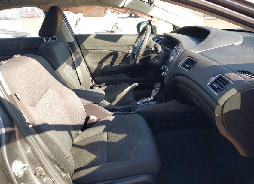 Photo 5 of 2015 Honda Civic LX (VIN 2HGFB2F50FH545365)