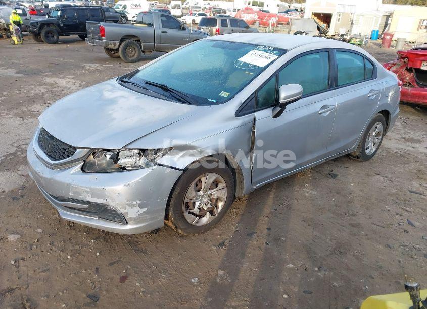Photo 2 of 2015 Honda Civic LX (VIN 2HGFB2F50FH557824)