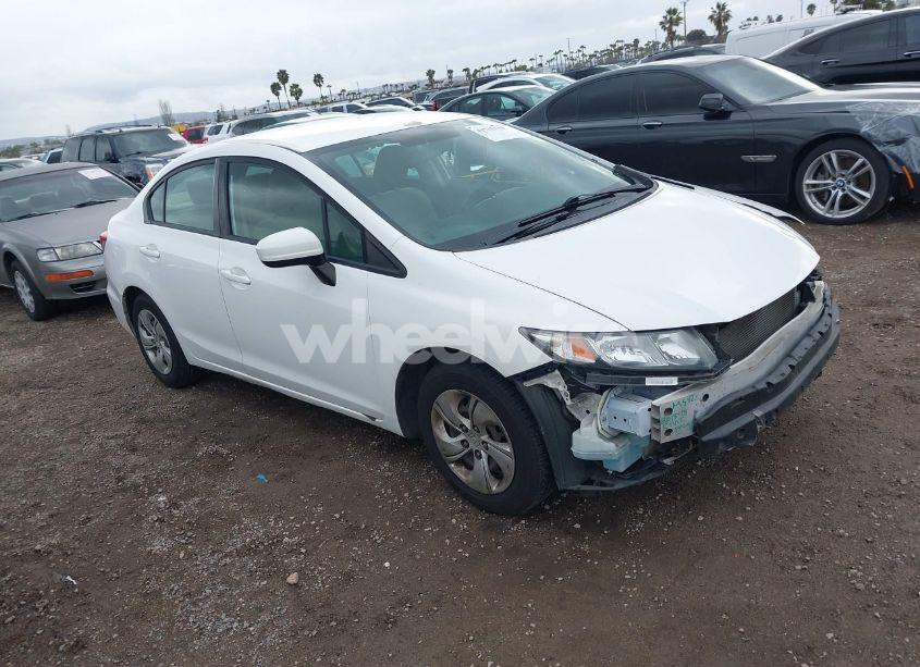 2015 Honda Civic LX (VIN 2HGFB2F50FH566913) main photo